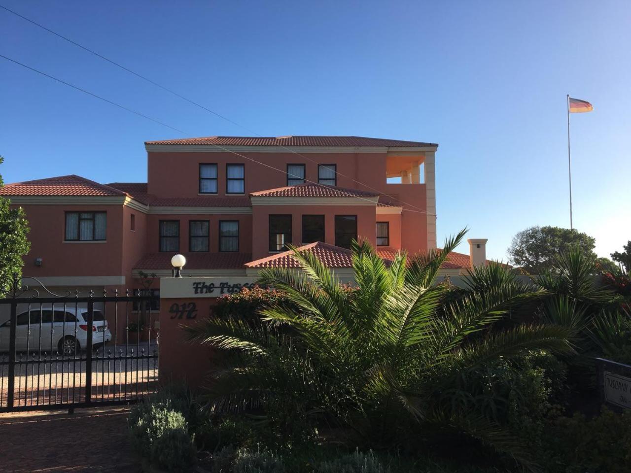 The Tuscany Guesthouse Wilderness Extérieur photo
